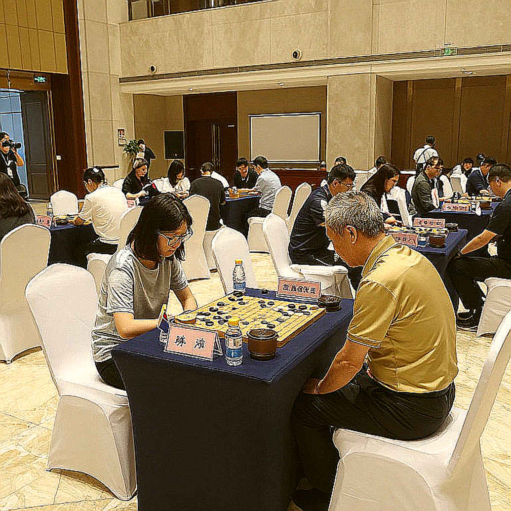 Trang giấy trắng trong phòng phân tích esports: vì sao “không có rủi ro” là kết luận nguy hiểm nhất
