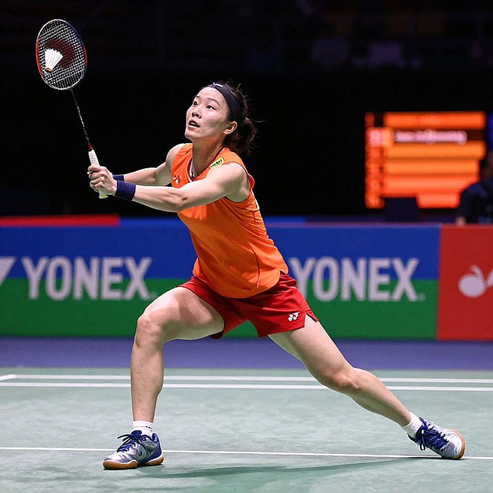 Men's Singles Badminton and the Pacing Race: What Really Decides the Third Game Men's Singles Badminton and the Pacing Race: What Really Decides the Third Game