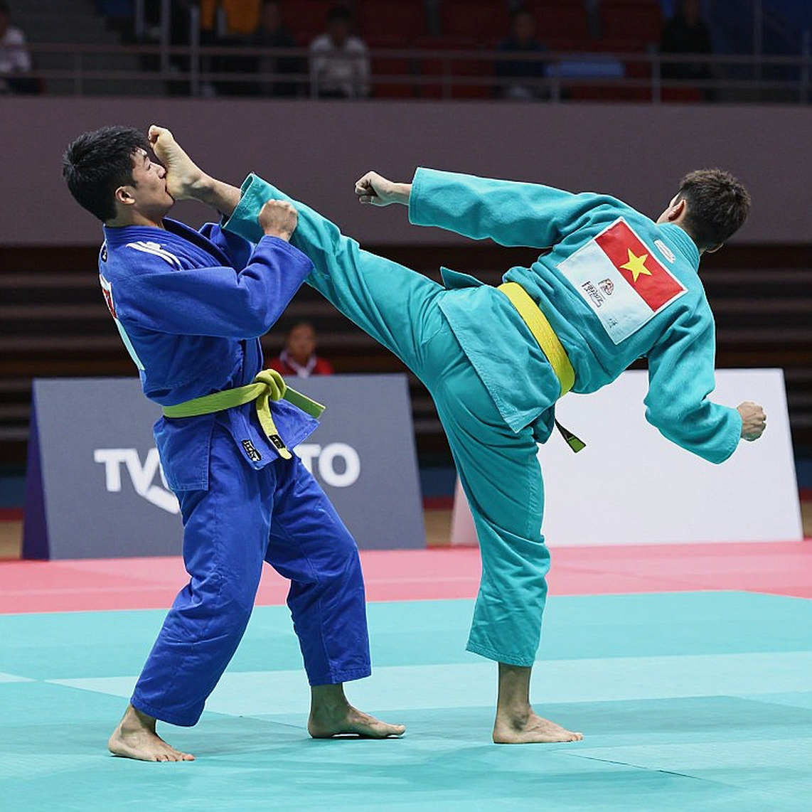 Karate Việt Nam tại Asiad 20: HCV kata đồng đội, hai HCĐ và tấm huy chương cần được đặt lên bàn cân y học