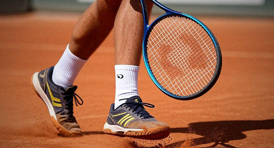 Khi dữ liệu nói dối: Bài học từ một bài báo về Sao Thổ bị gắn nhãn 'tennis'