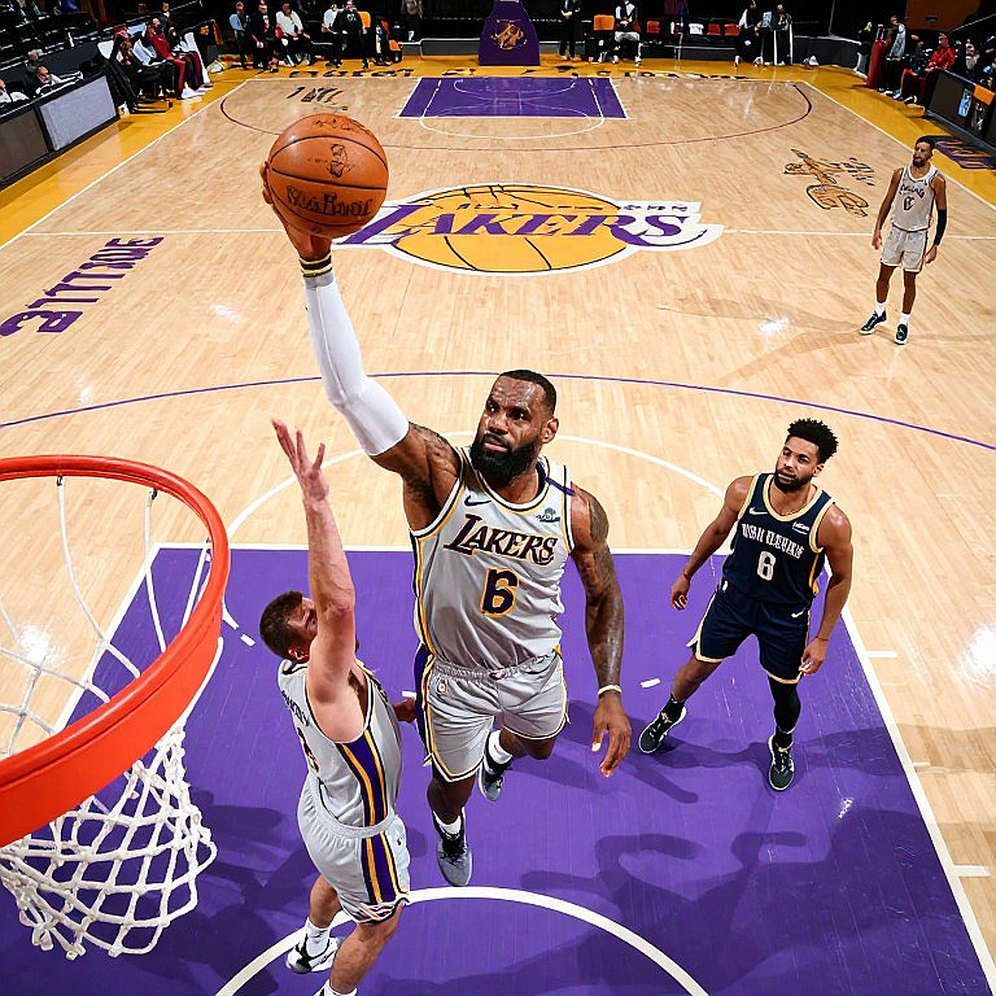 Cú sốc lịch sử: NBA tước 5 lượt chọn đầu tiên của Clippers vì vi phạm quy định lương Cú sốc lịch sử: NBA tước 5 lượt chọn đầu tiên của Clippers vì vi phạm quy định lương