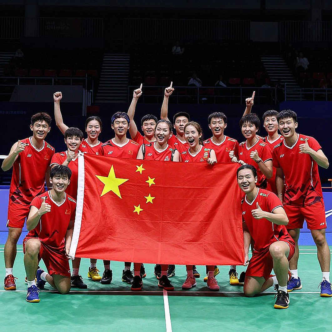 Chiếc huy chương đồng trao trong im lặng: cầu lông Indonesia và mùa hè chưa kể