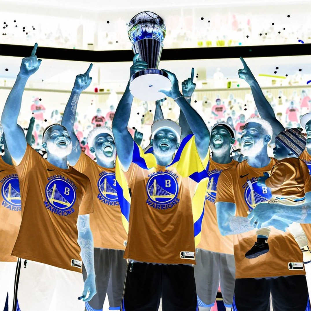 Kanter Freedom kiện Chicago Sky: Khi chiếc áo thun trở thành quả bom pháp lý giữa lòng WNBA