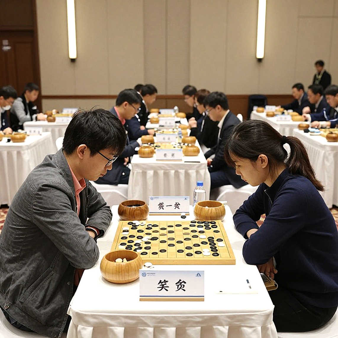 ChessBase Magazine 225 và Praha 2026: 27 ván cờ thu nhỏ trong một gói dữ liệu