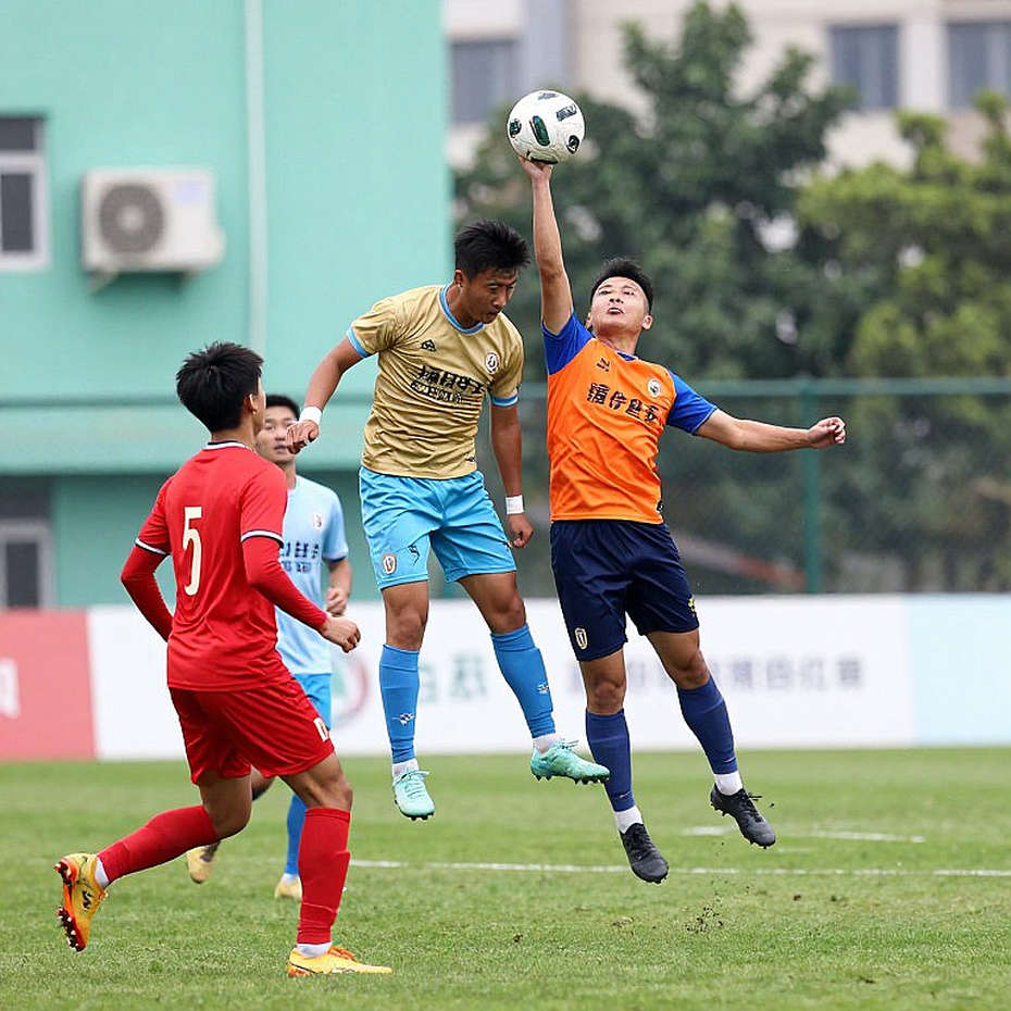 Jhon Lucumì và Francisco Conceicao: Hòa giải sau xung đột – Bài học quản lý phòng thay đồ tại Juventus Jhon Lucumì và Francisco Conceicao: Hòa giải sau xung đột – Bài học quản lý phòng thay đồ tại Juventus